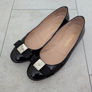 Russell & Bromley Black Patent Leather Pumps Size 38.5